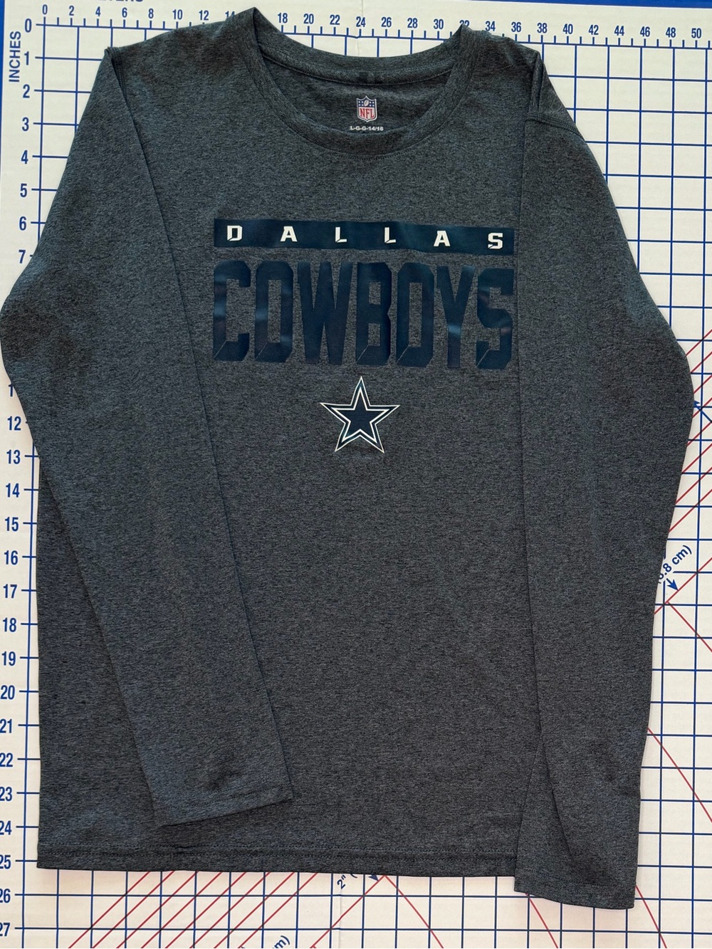 NFL Dallas Cowboys Hemmed Dark Gray Long Sleeve Tee